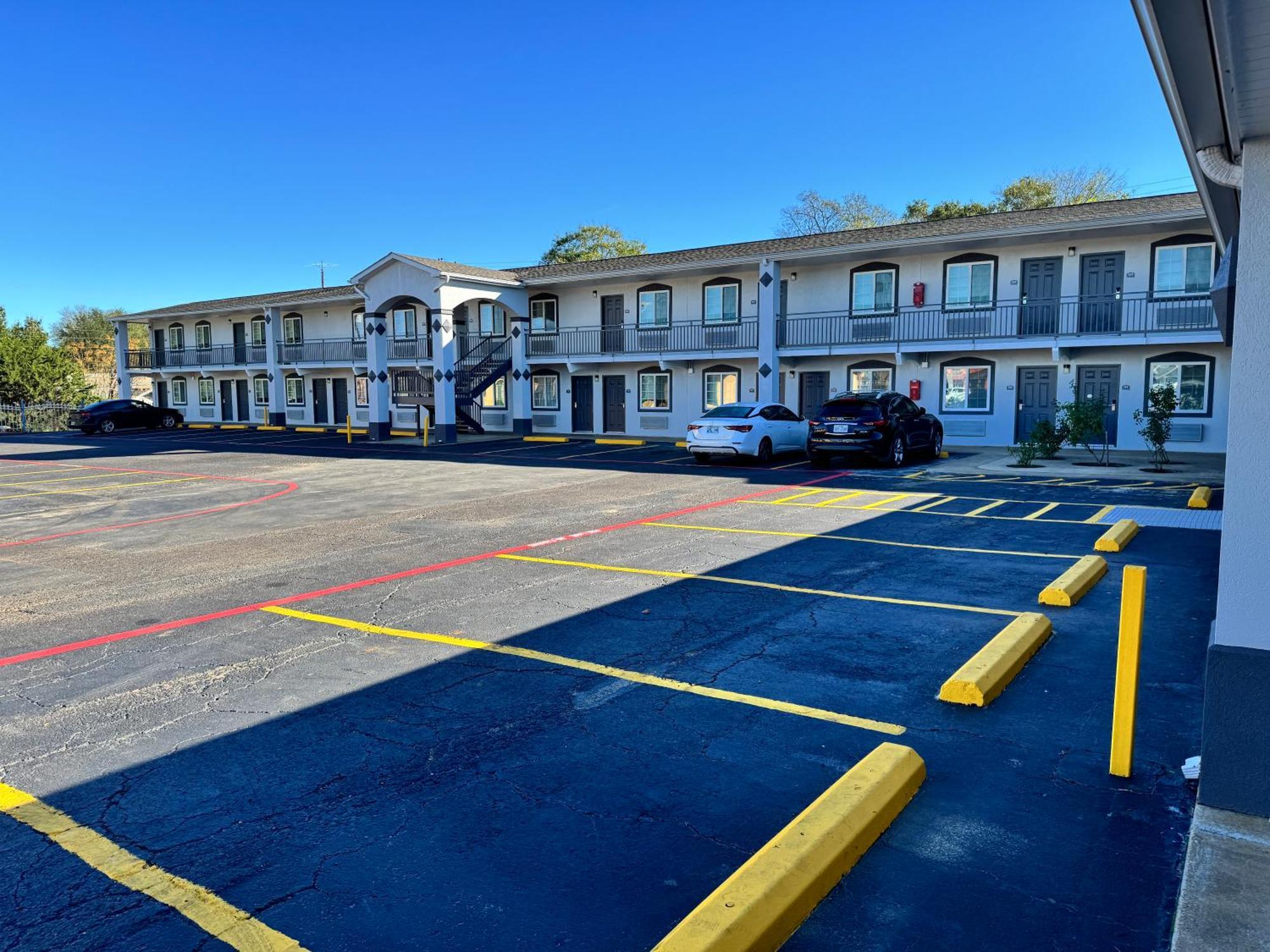 Motel Continental And